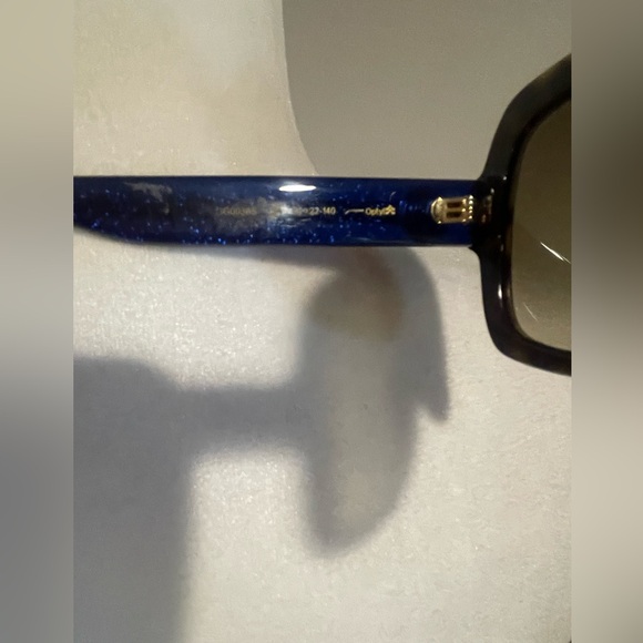 Authentic Gucci blue red stripe arms. - Picture 4 of 5